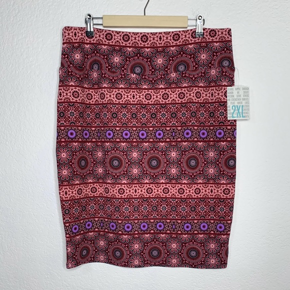 Lularoe Cassie Medallion Stretch Pencil Skirt - Picture 1 of 4